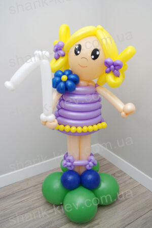 Кукла Аленушка из воздушных шаров