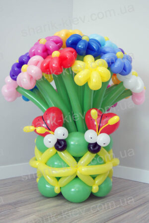Квіти і букети з повітряних кульок