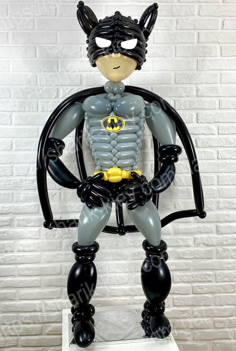 Бэтмен из воздушных шаров